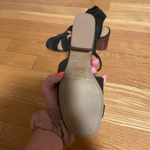 Block heels - Picture 5 of 7